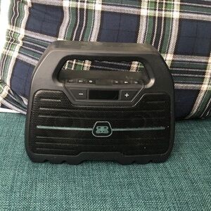 🥳 Portable Black Bluetooth Speaker